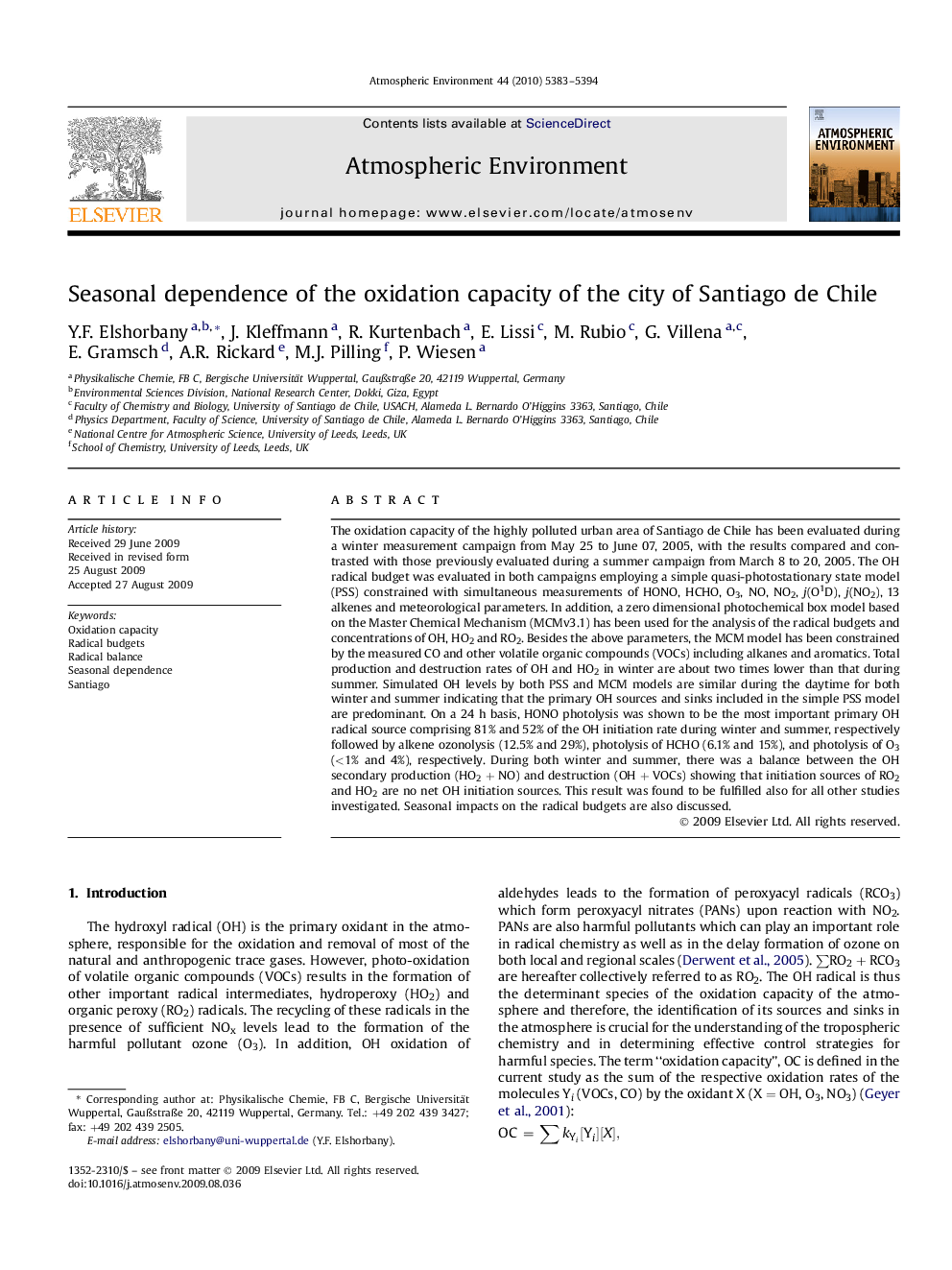 Seasonal dependence of the oxidation capacity of the city of Santiago de Chile