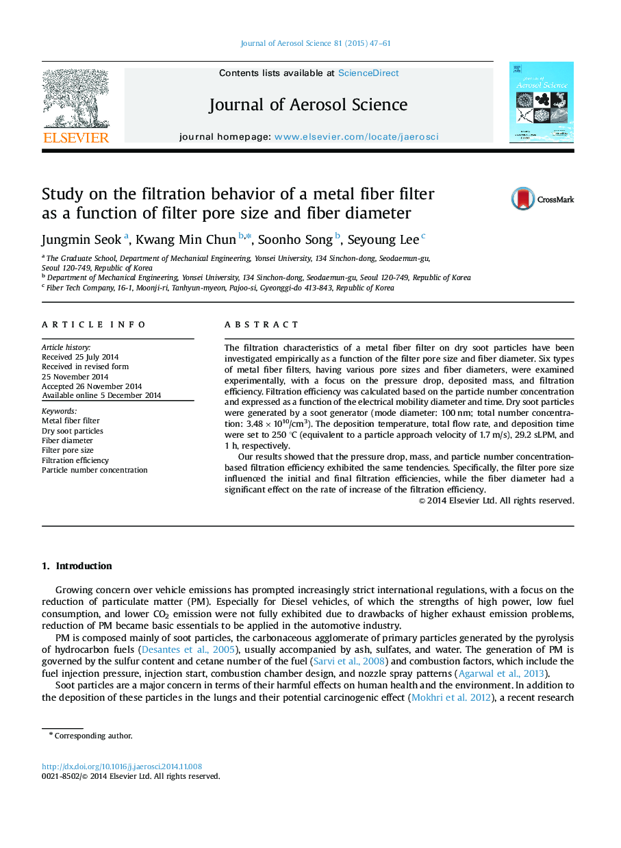 Study on the filtration behavior of a metal fiber filter as a function of filter pore size and fiber diameter