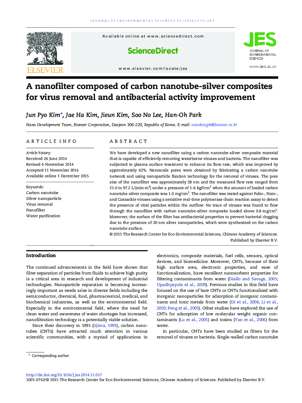 A nanofilter composed of carbon nanotube-silver composites for virus removal and antibacterial activity improvement