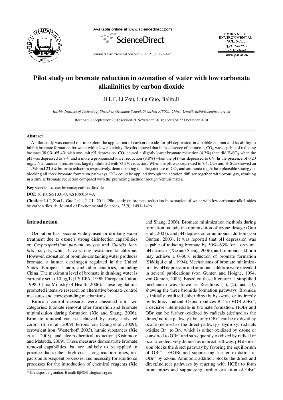 Pilot study on bromate reduction in ozonation of water with low carbonate alkalinities by carbon dioxide