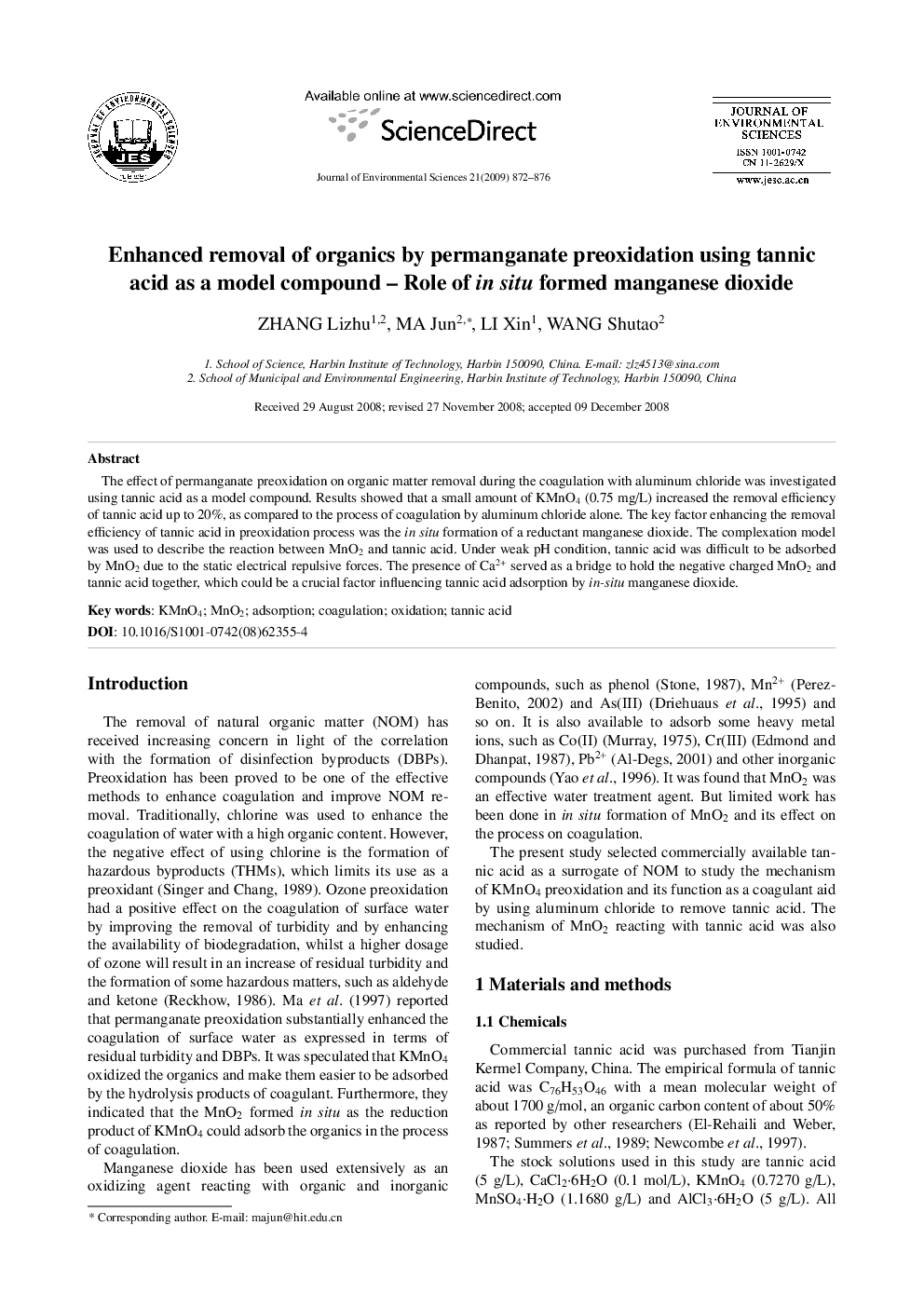 عکس صفحه اول مقاله: Enhanced removal of organics by permanganate preoxidation using tannic acid as a model compound – Role of in situ formed manganese dioxide Enhanced removal of organics by permanganate preoxidation using tannic acid as a model compound – Role of in situ formed manganese dioxide