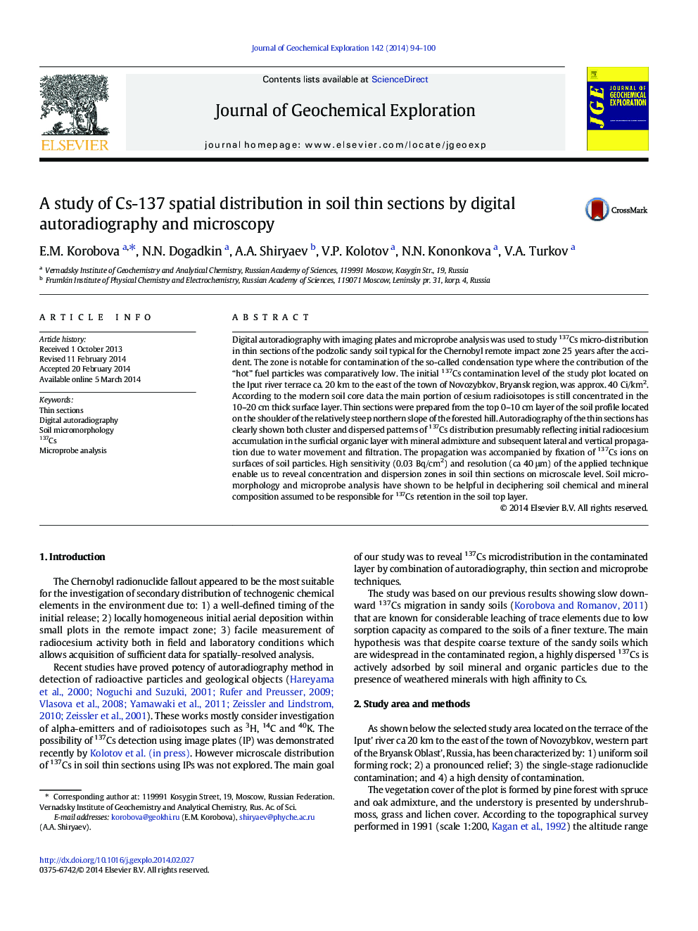 A study of Cs-137 spatial distribution in soil thin sections by digital autoradiography and microscopy