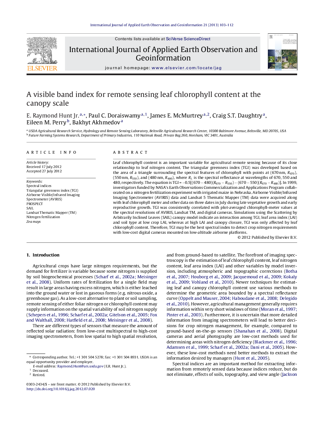 A visible band index for remote sensing leaf chlorophyll content at the canopy scale