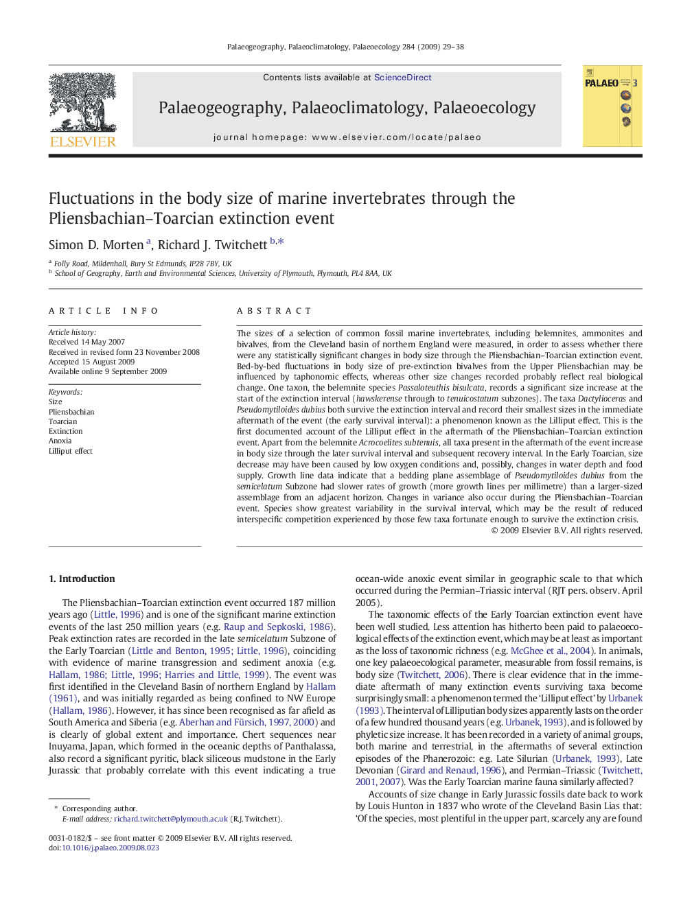 Fluctuations in the body size of marine invertebrates through the Pliensbachian–Toarcian extinction event