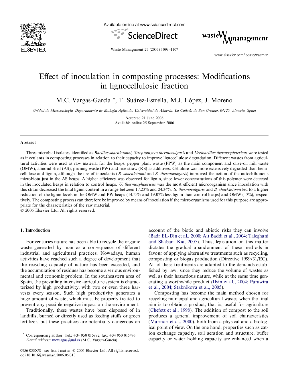 Effect of inoculation in composting processes: Modifications in lignocellulosic fraction