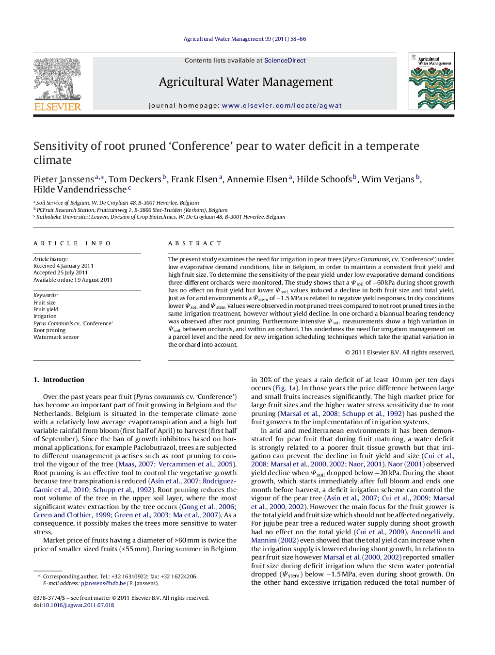 Sensitivity of root pruned ‘Conference’ pear to water deficit in a temperate climate