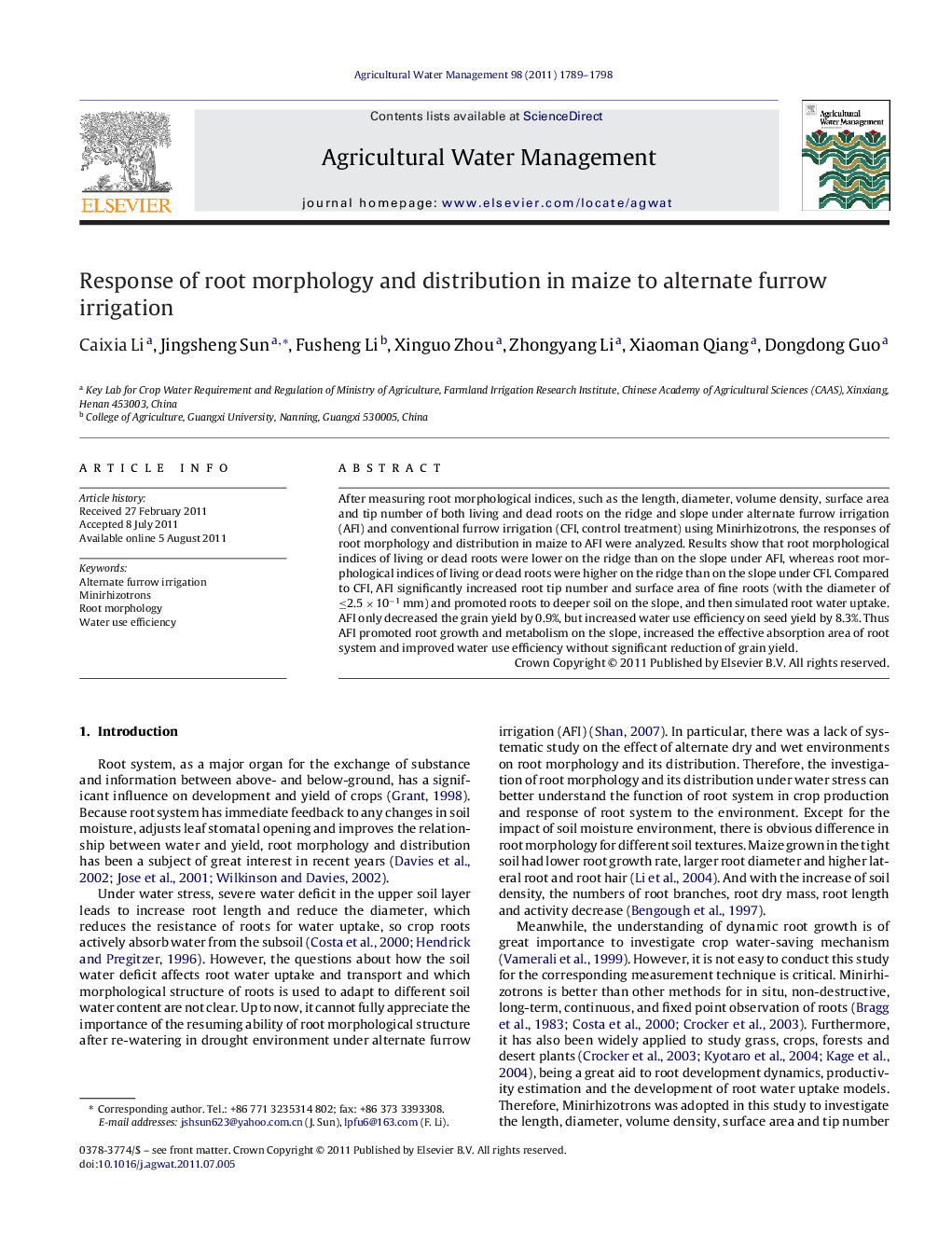 Response of root morphology and distribution in maize to alternate furrow irrigation