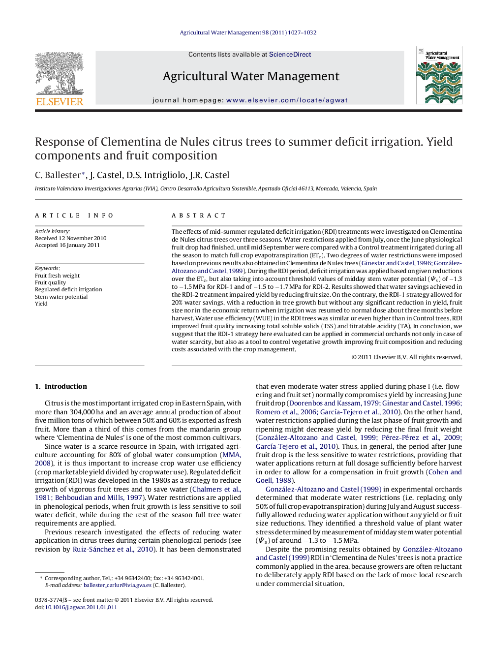 Response of Clementina de Nules citrus trees to summer deficit irrigation. Yield components and fruit composition