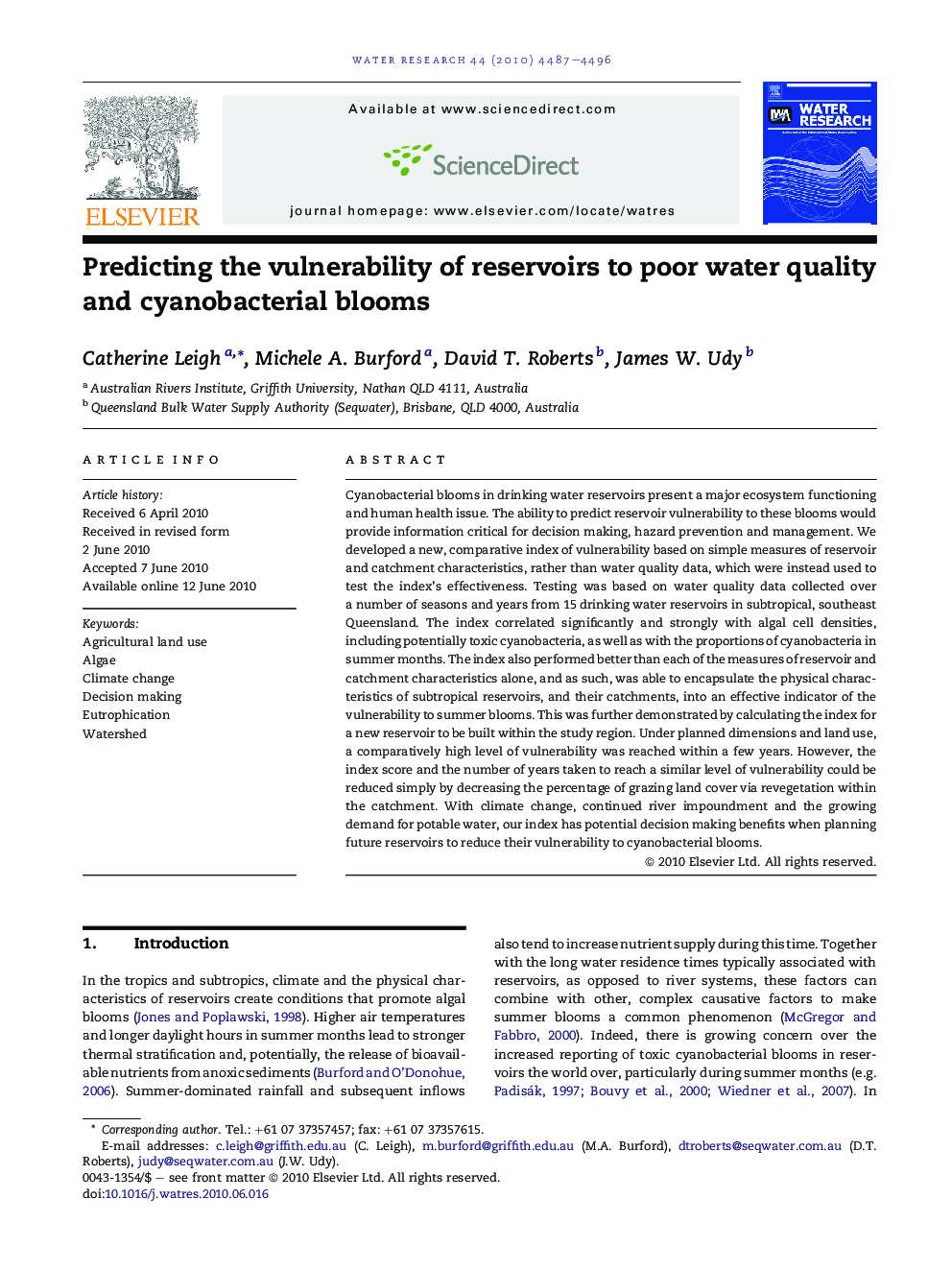 Predicting the vulnerability of reservoirs to poor water quality and cyanobacterial blooms