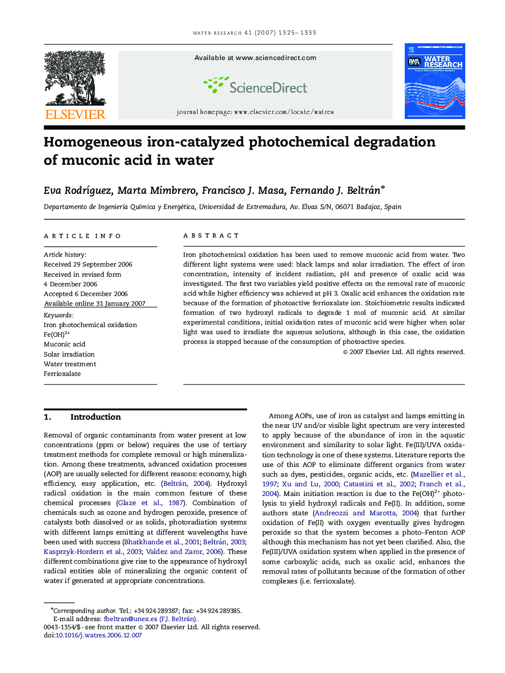 Homogeneous iron-catalyzed photochemical degradation of muconic acid in water