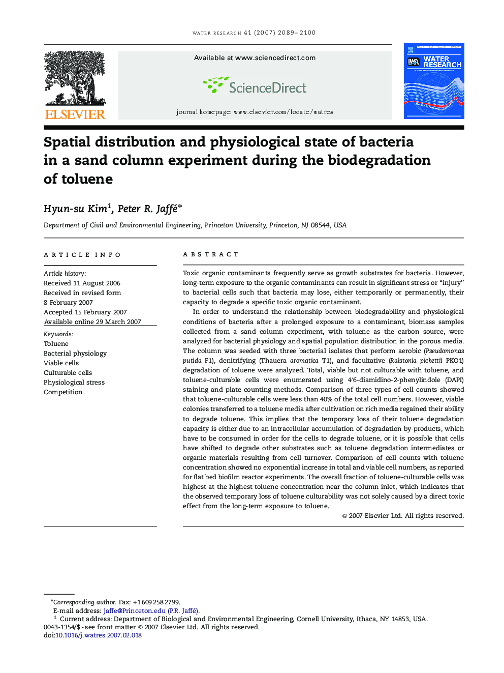 Spatial distribution and physiological state of bacteria in a sand column experiment during the biodegradation of toluene