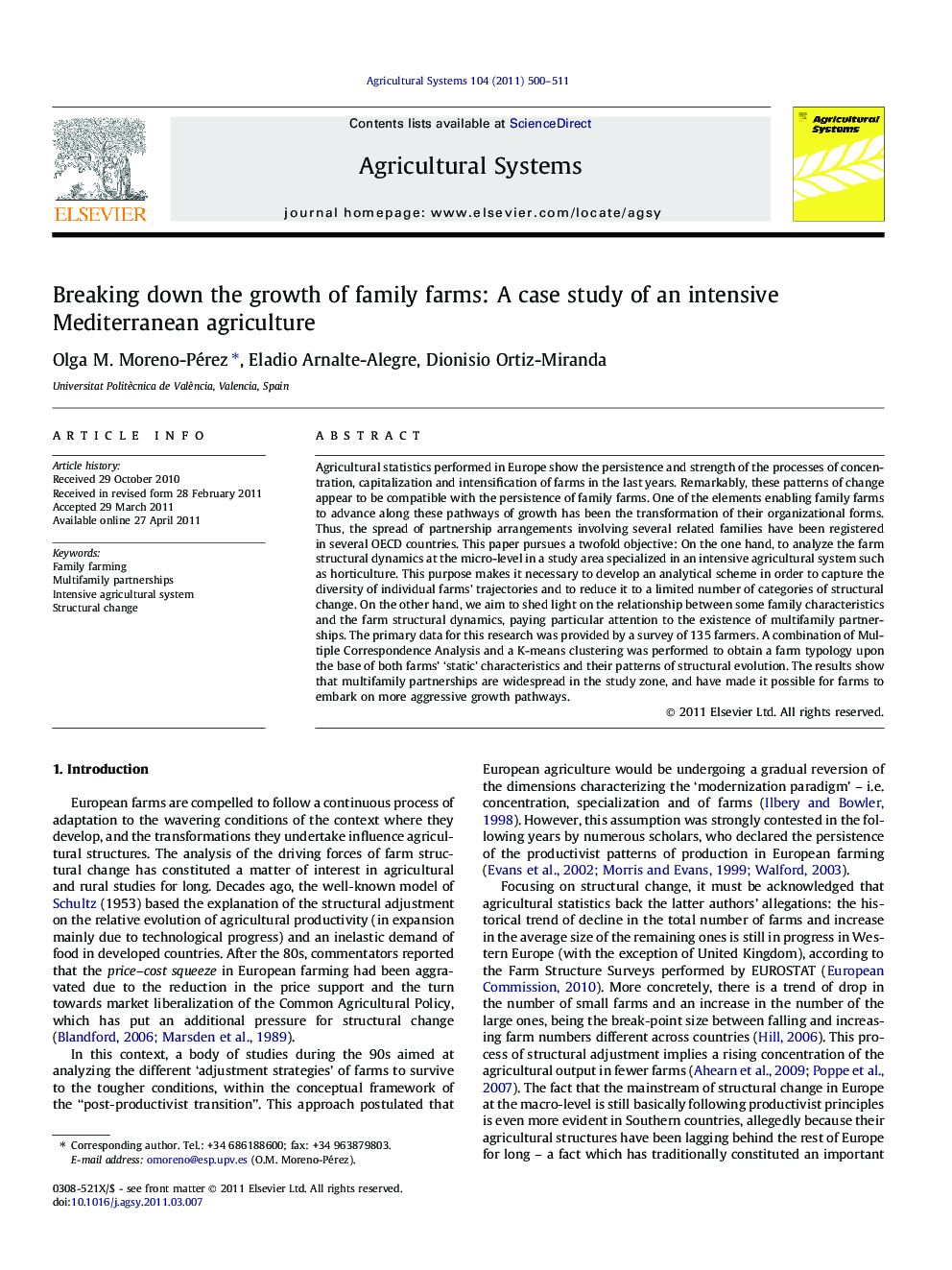 Breaking down the growth of family farms: A case study of an intensive Mediterranean agriculture