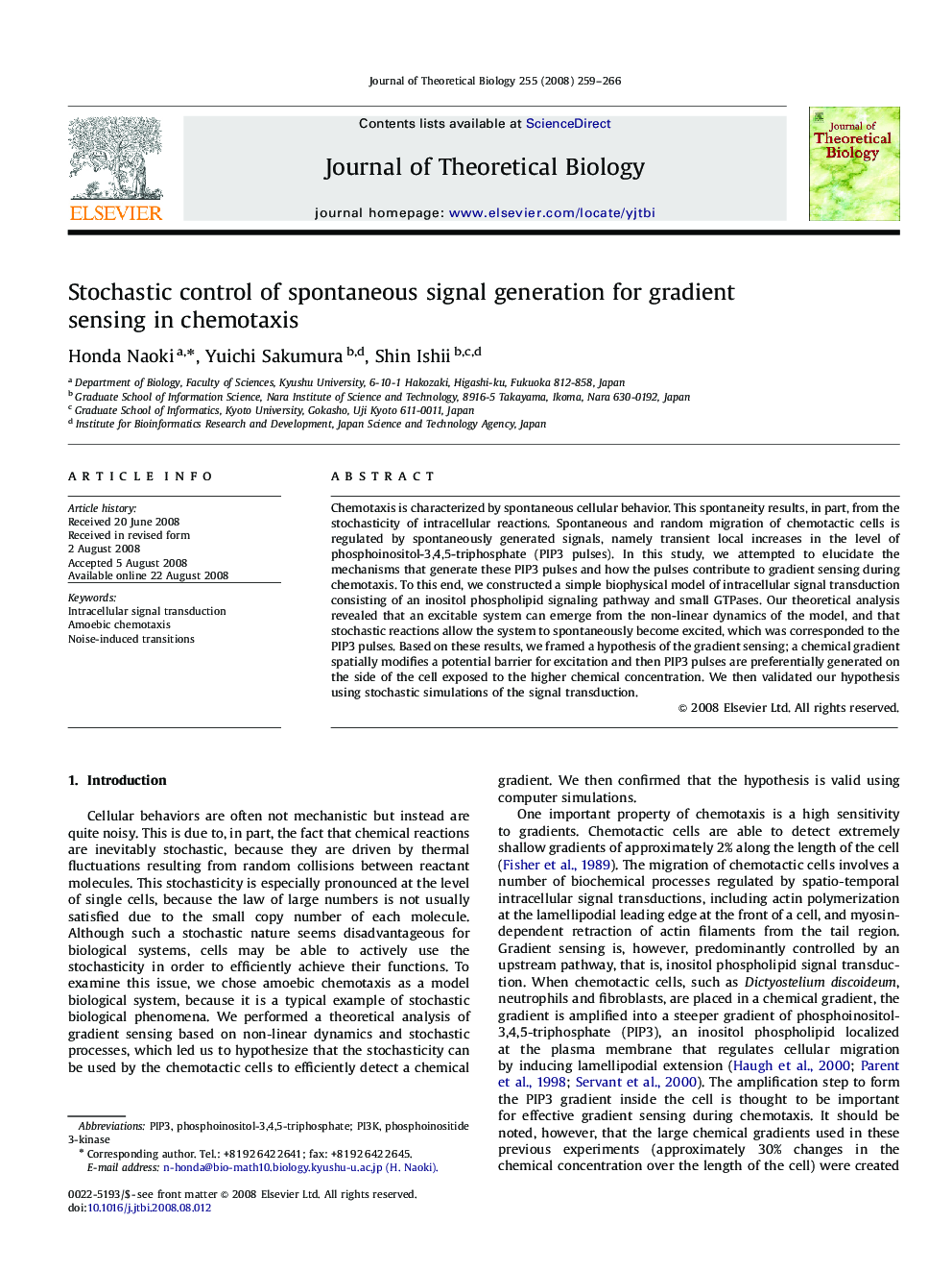 Stochastic control of spontaneous signal generation for gradient sensing in chemotaxis