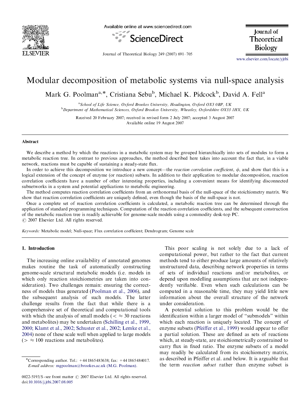 Modular decomposition of metabolic systems via null-space analysis