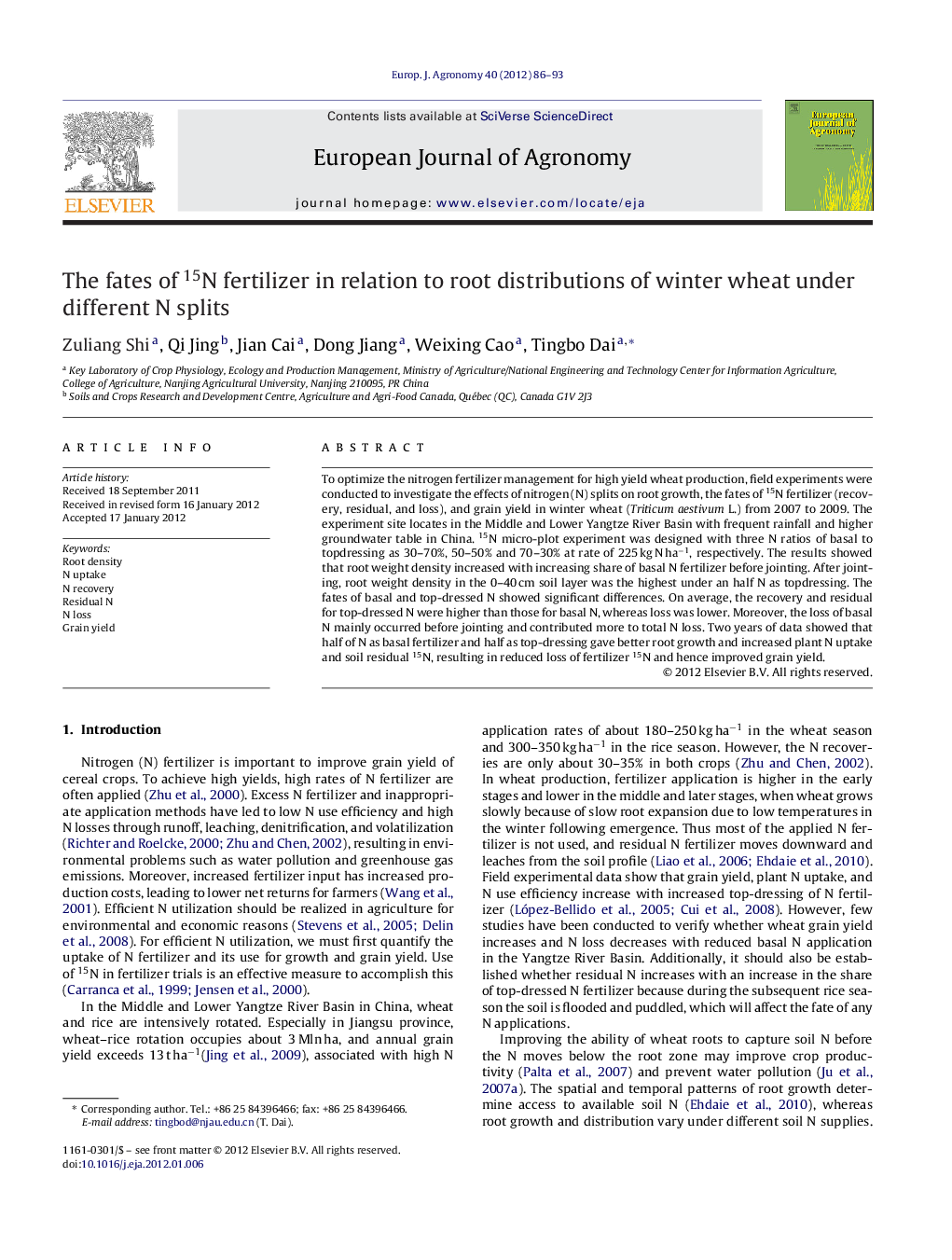 The fates of 15N fertilizer in relation to root distributions of winter wheat under different N splits