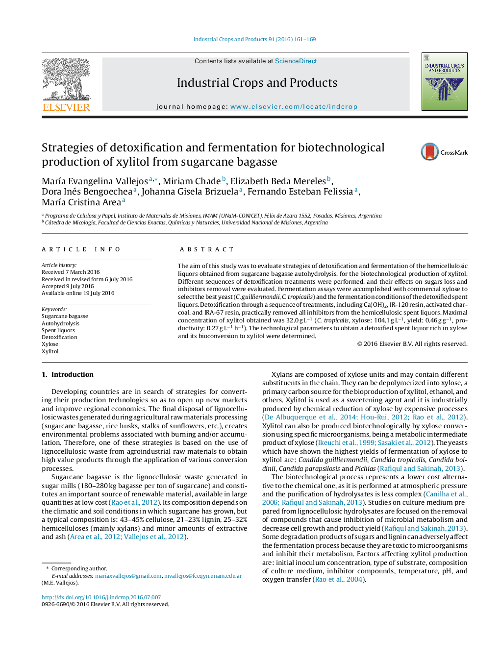 Strategies of detoxification and fermentation for biotechnological production of xylitol from sugarcane bagasse