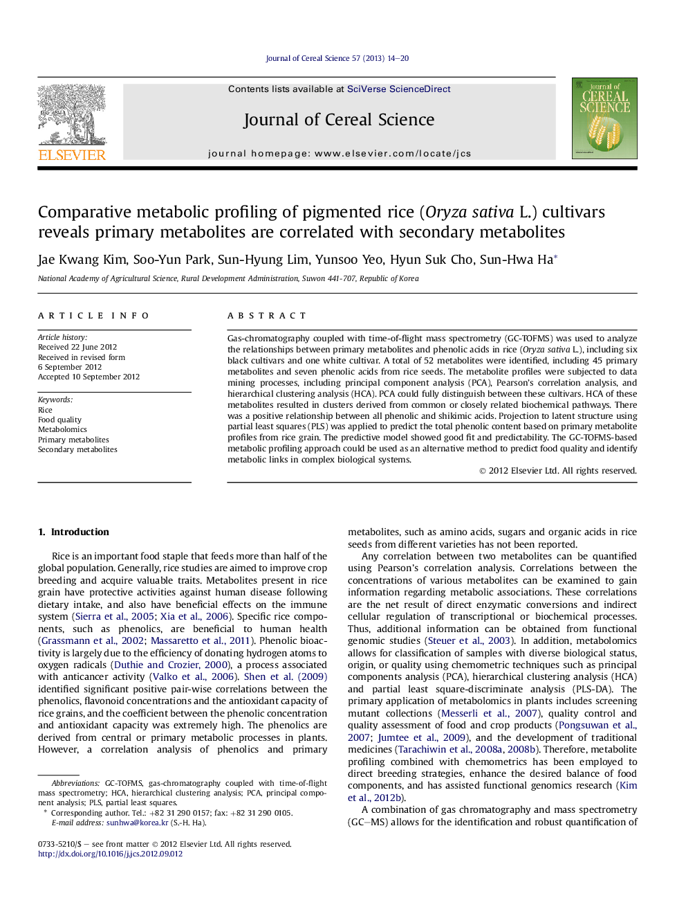 Comparative metabolic profiling of pigmented rice (Oryza sativa L.) cultivars reveals primary metabolites are correlated with secondary metabolites