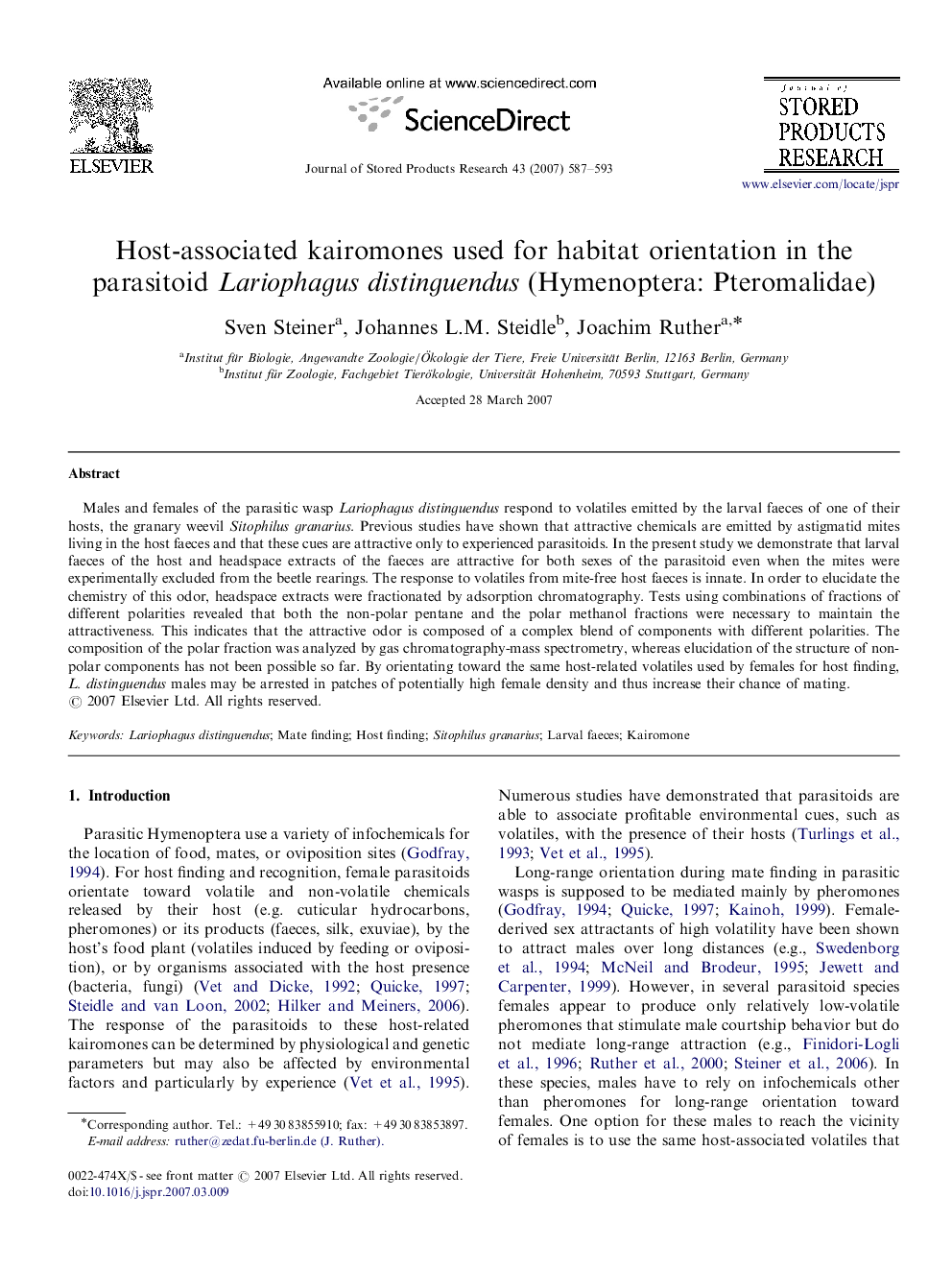 Host-associated kairomones used for habitat orientation in the parasitoid Lariophagus distinguendus (Hymenoptera: Pteromalidae)