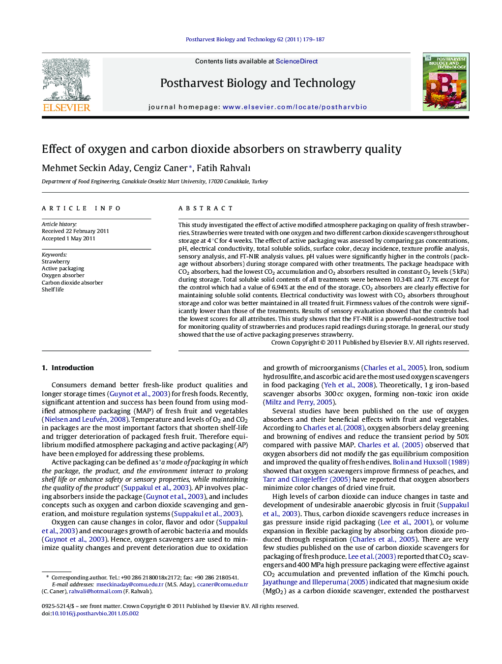 Effect of oxygen and carbon dioxide absorbers on strawberry quality