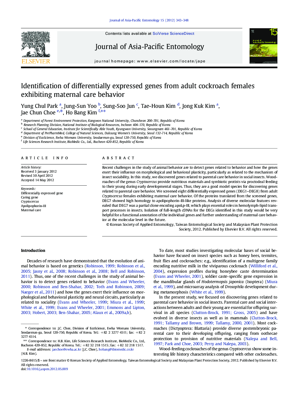 Identification of differentially expressed genes from adult cockroach females exhibiting maternal care behavior