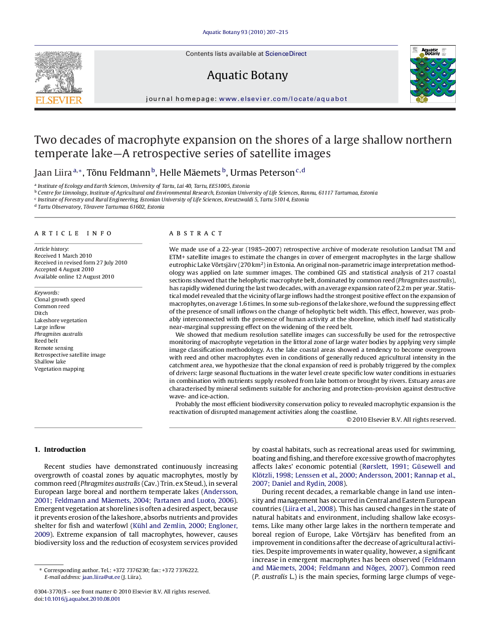 Two decades of macrophyte expansion on the shores of a large shallow northern temperate lake—A retrospective series of satellite images