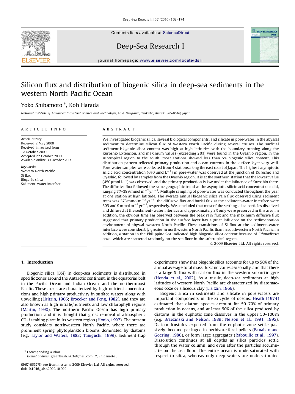 Silicon flux and distribution of biogenic silica in deep-sea sediments in the western North Pacific Ocean