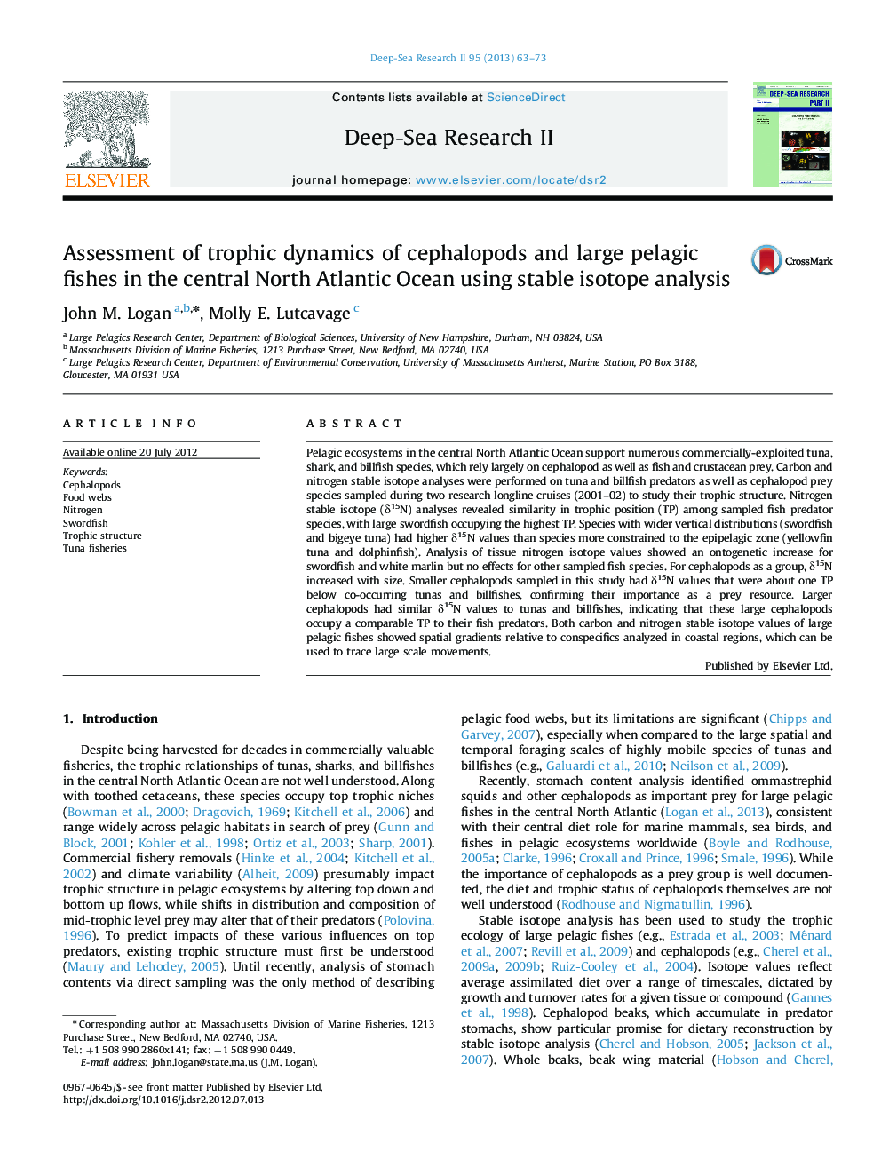 Assessment of trophic dynamics of cephalopods and large pelagic fishes in the central North Atlantic Ocean using stable isotope analysis