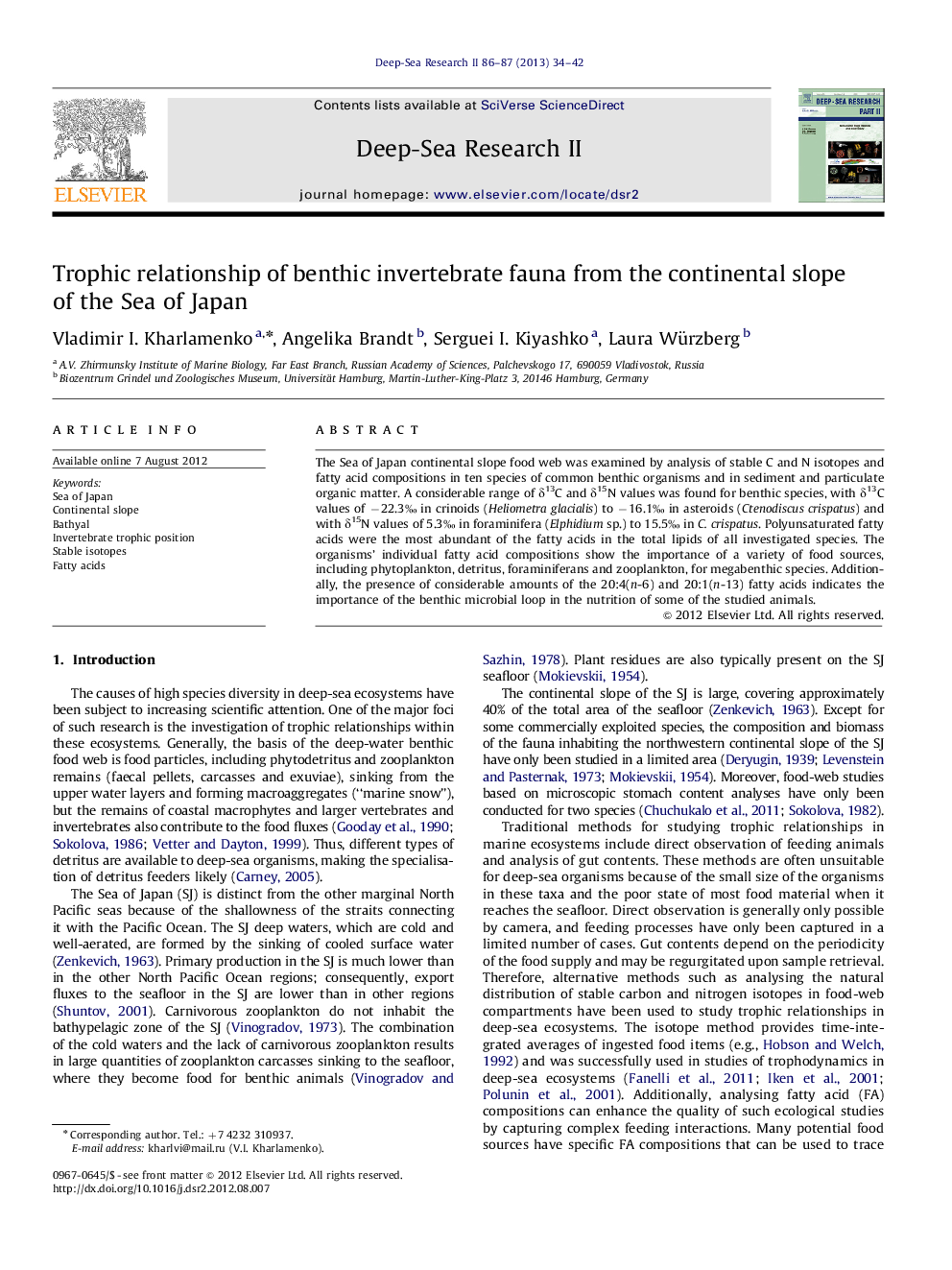 Trophic relationship of benthic invertebrate fauna from the continental slope of the Sea of Japan