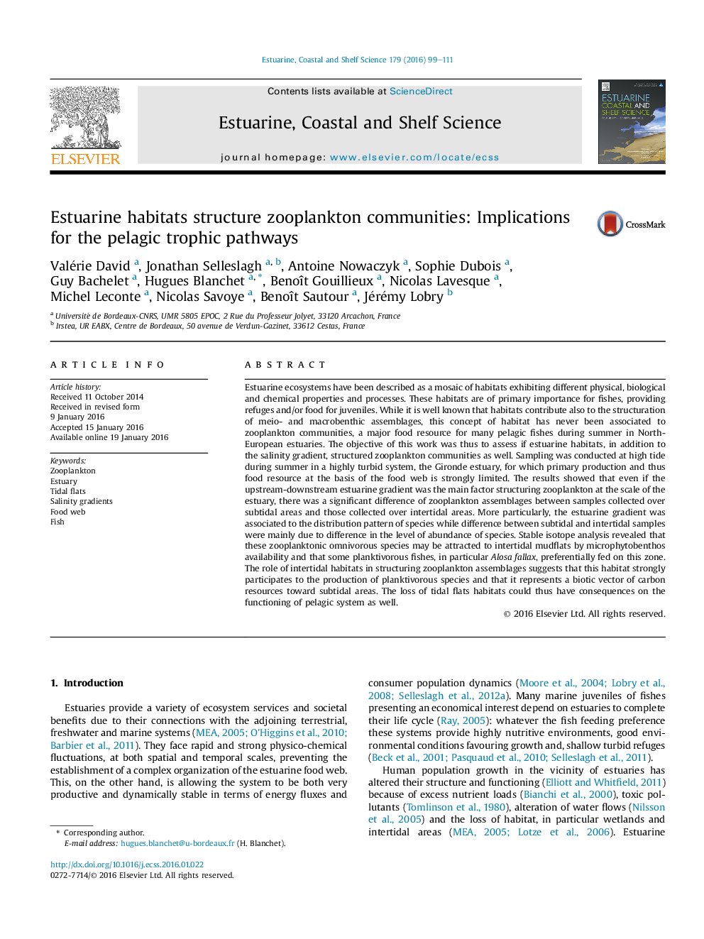 Estuarine habitats structure zooplankton communities: Implications for the pelagic trophic pathways