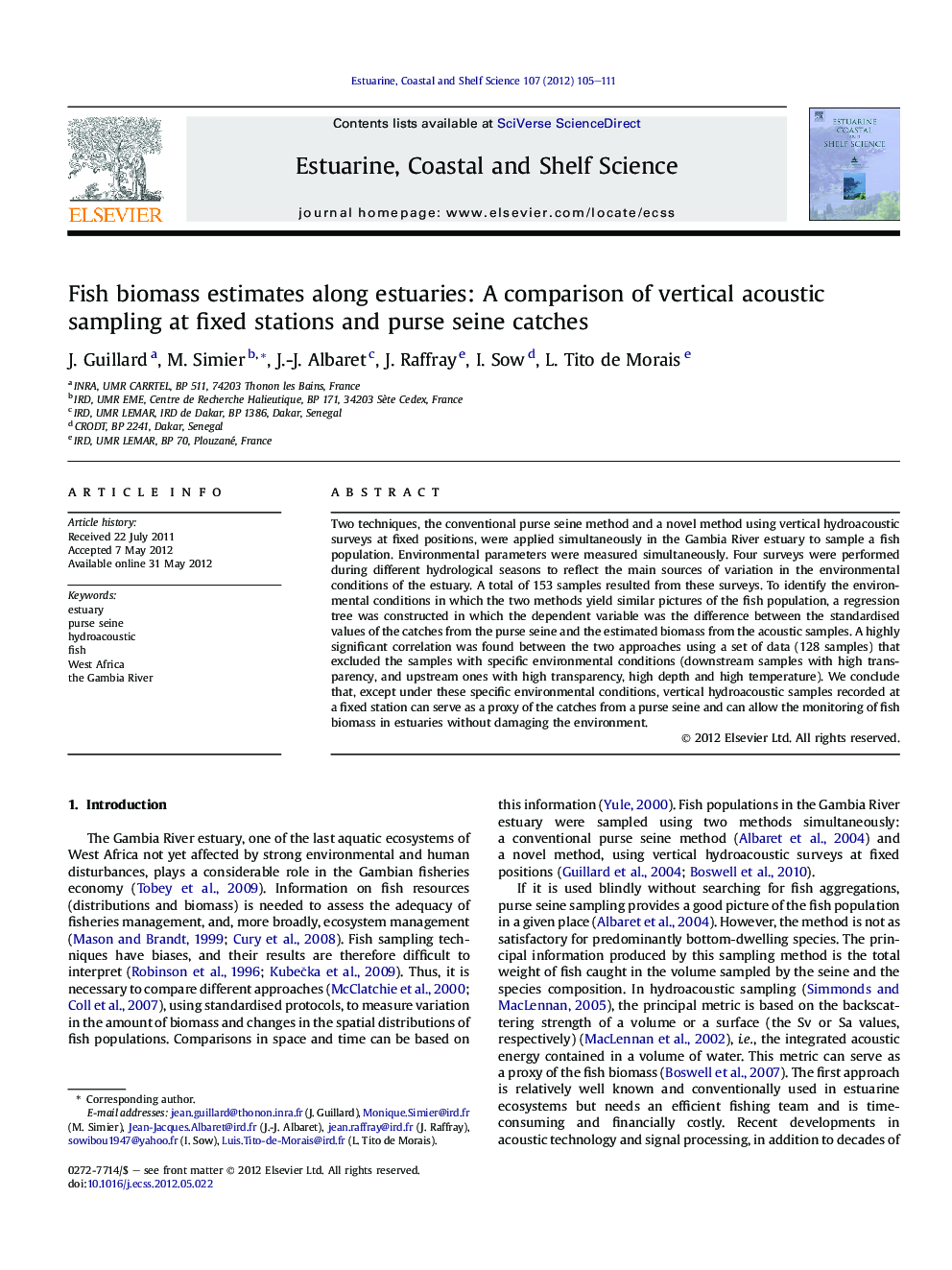 Fish biomass estimates along estuaries: A comparison of vertical acoustic sampling at fixed stations and purse seine catches