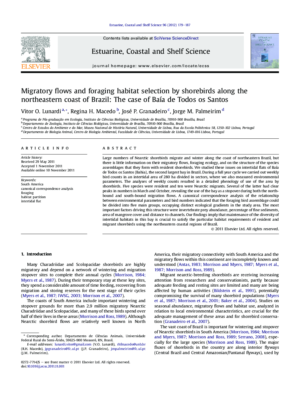 Migratory flows and foraging habitat selection by shorebirds along the northeastern coast of Brazil: The case of Baía de Todos os Santos