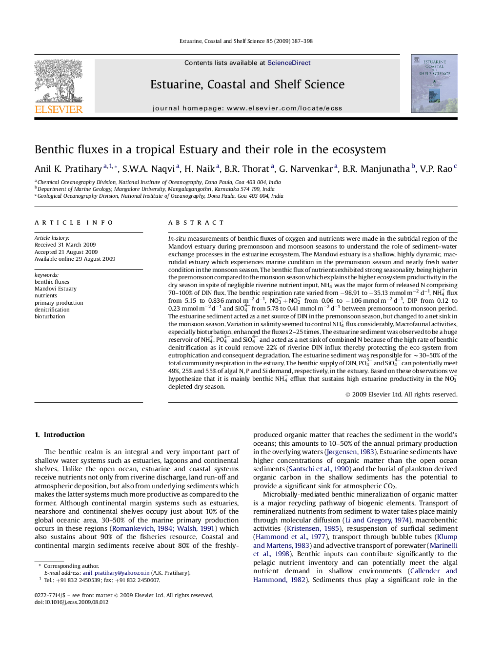 Benthic fluxes in a tropical Estuary and their role in the ecosystem