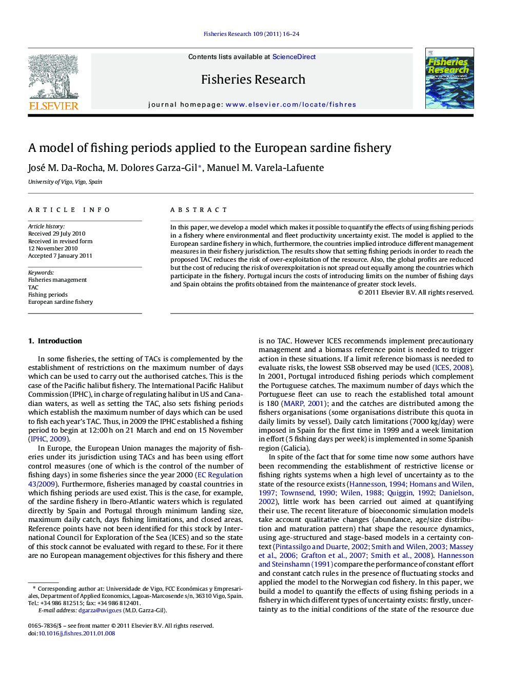 A model of fishing periods applied to the European sardine fishery