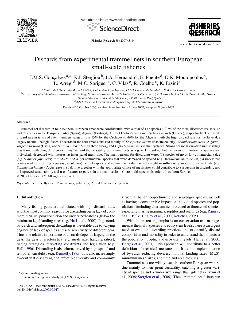 Discards from experimental trammel nets in southern European small-scale fisheries