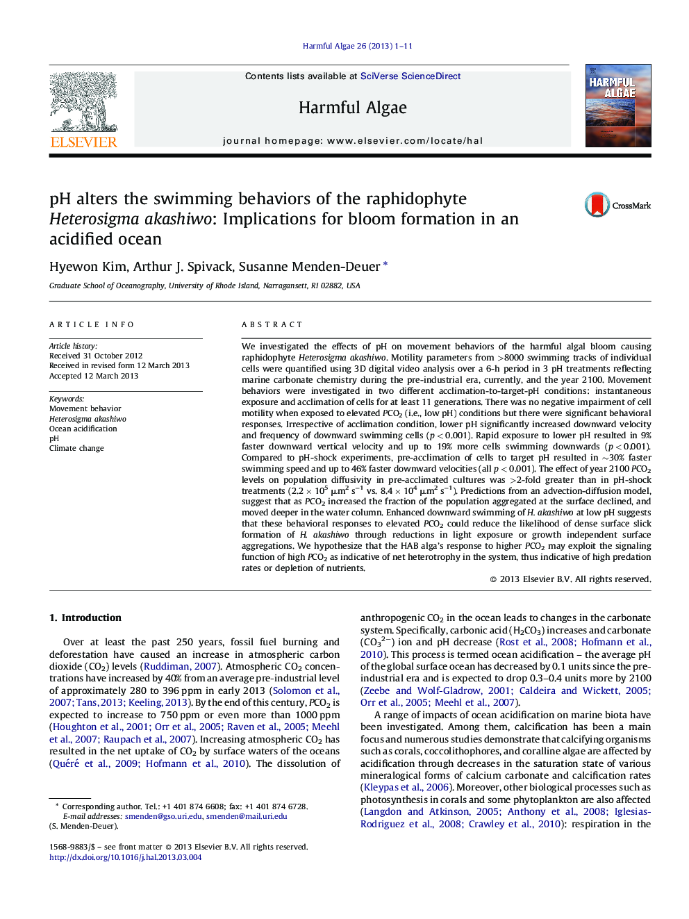 pH alters the swimming behaviors of the raphidophyte Heterosigma akashiwo: Implications for bloom formation in an acidified ocean