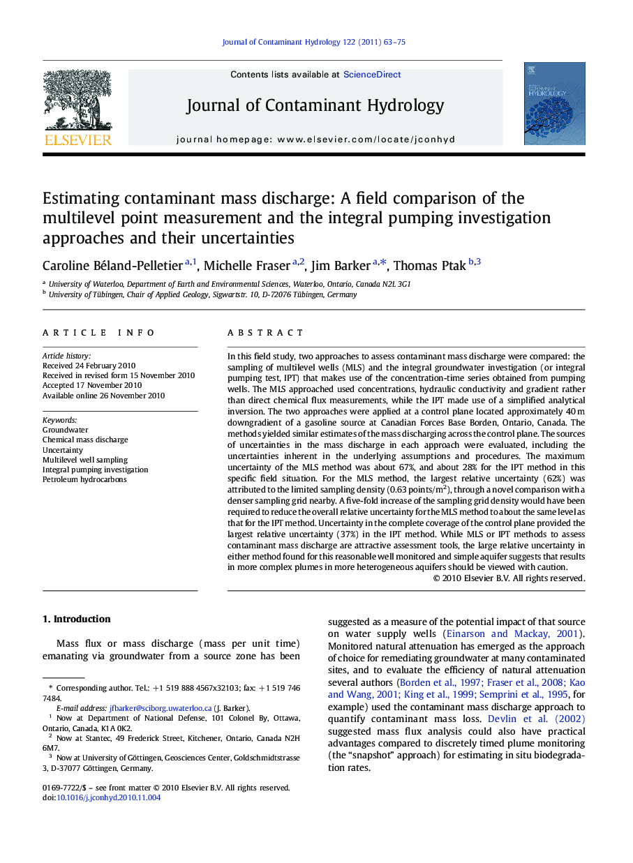 Estimating contaminant mass discharge: A field comparison of the multilevel point measurement and the integral pumping investigation approaches and their uncertainties