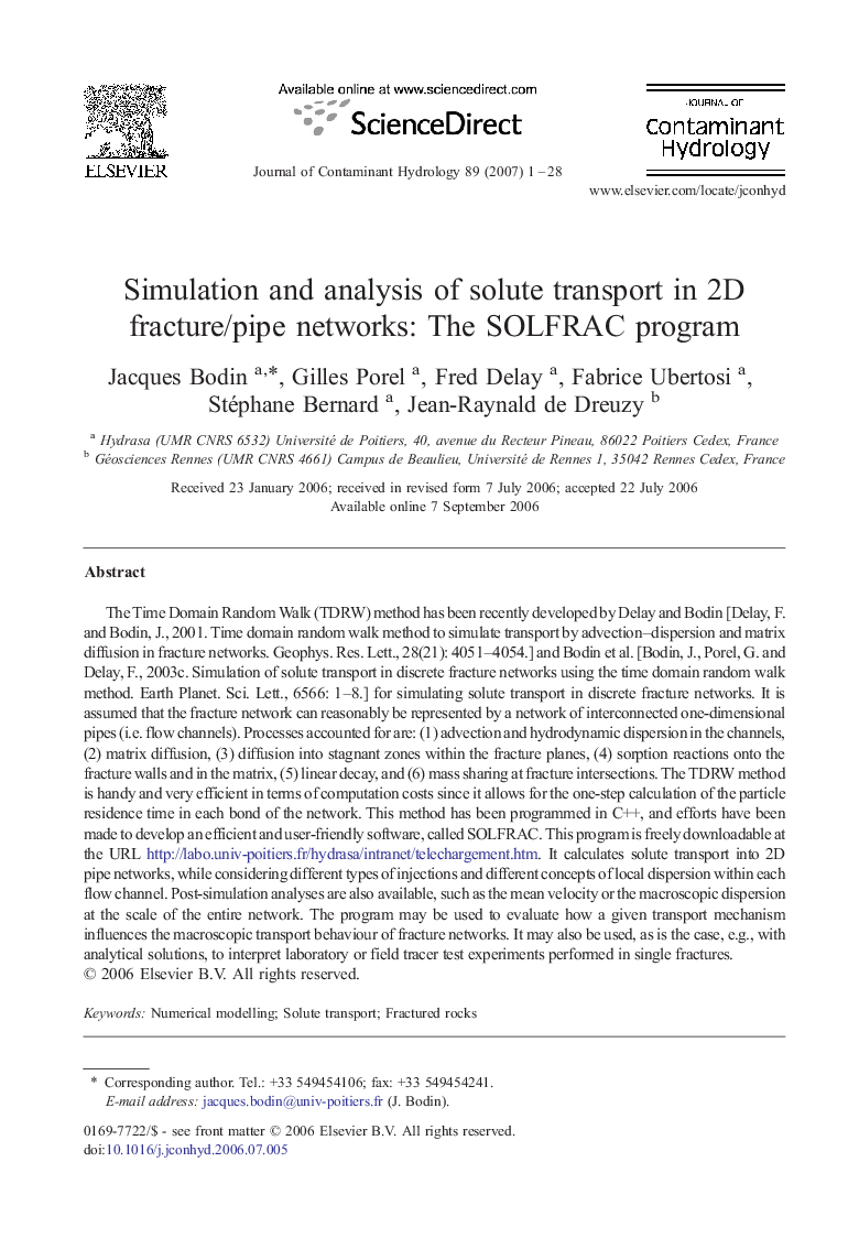 Simulation and analysis of solute transport in 2D fracture/pipe networks: The SOLFRAC program