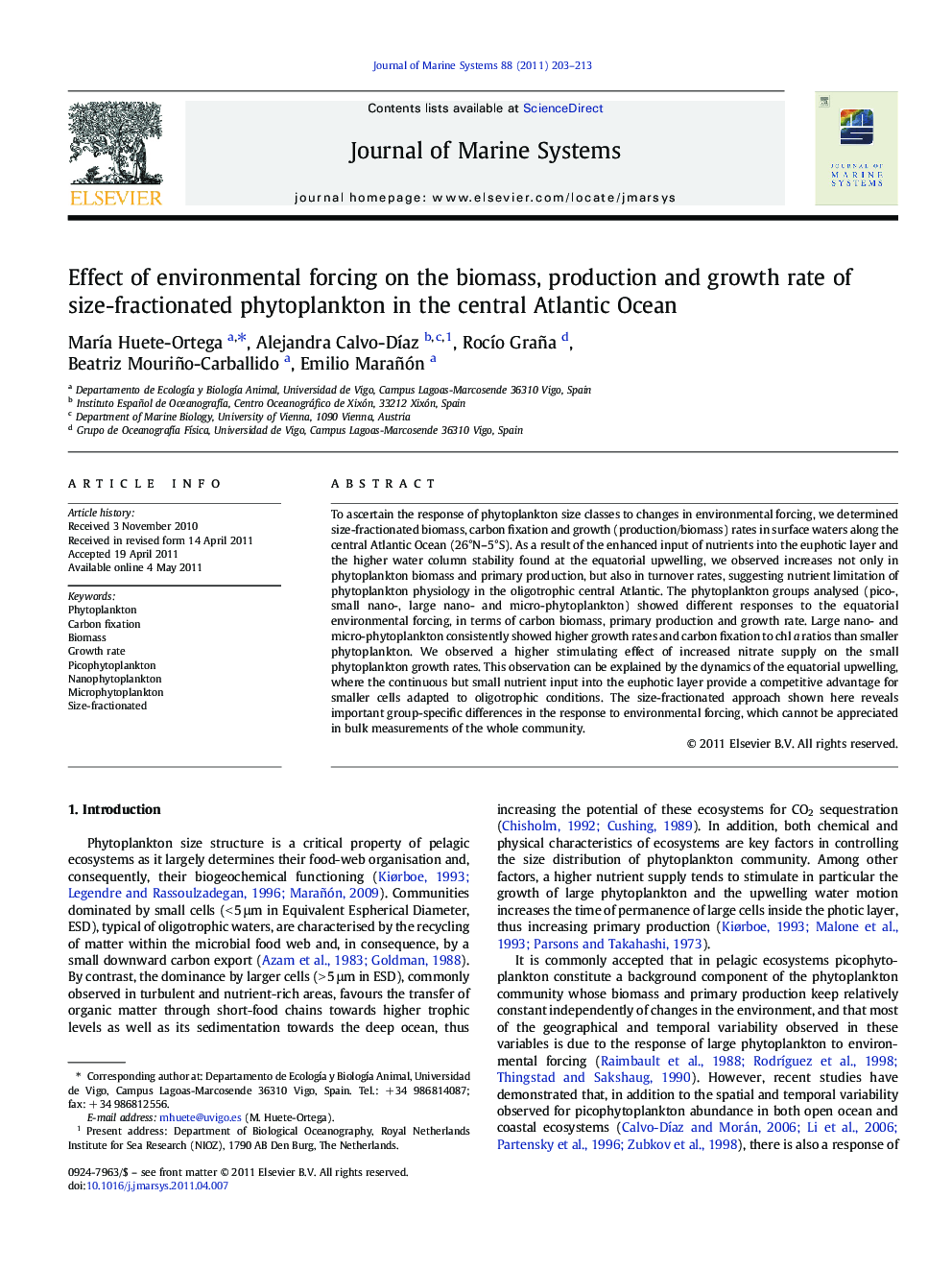 Effect of environmental forcing on the biomass, production and growth rate of size-fractionated phytoplankton in the central Atlantic Ocean