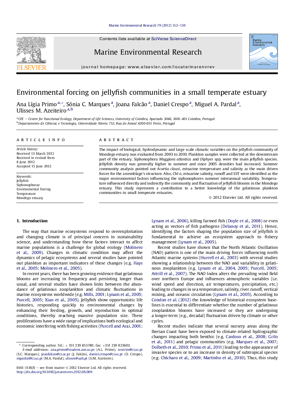 Environmental forcing on jellyfish communities in a small temperate estuary