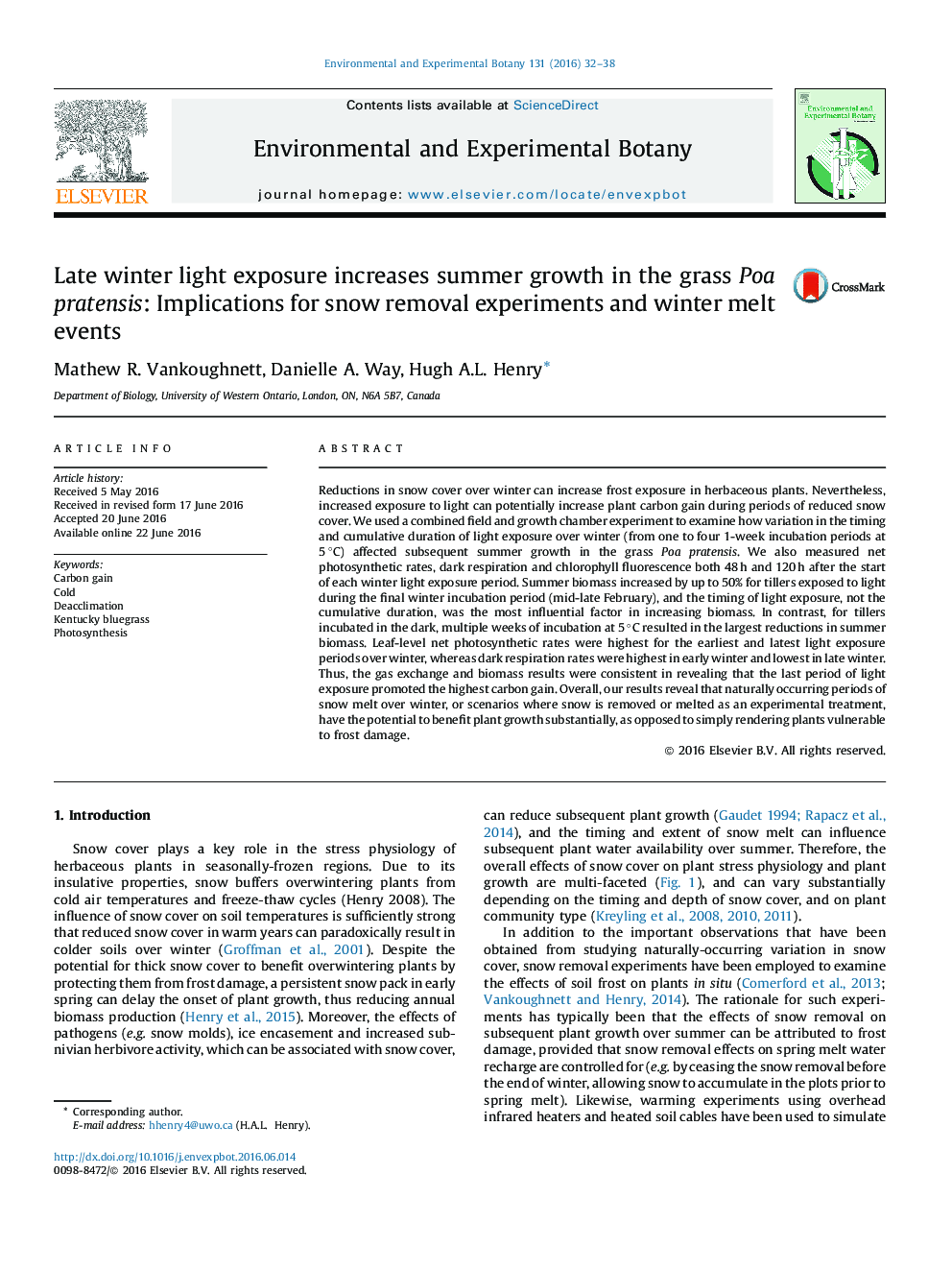 Late winter light exposure increases summer growth in the grass Poa pratensis: Implications for snow removal experiments and winter melt events