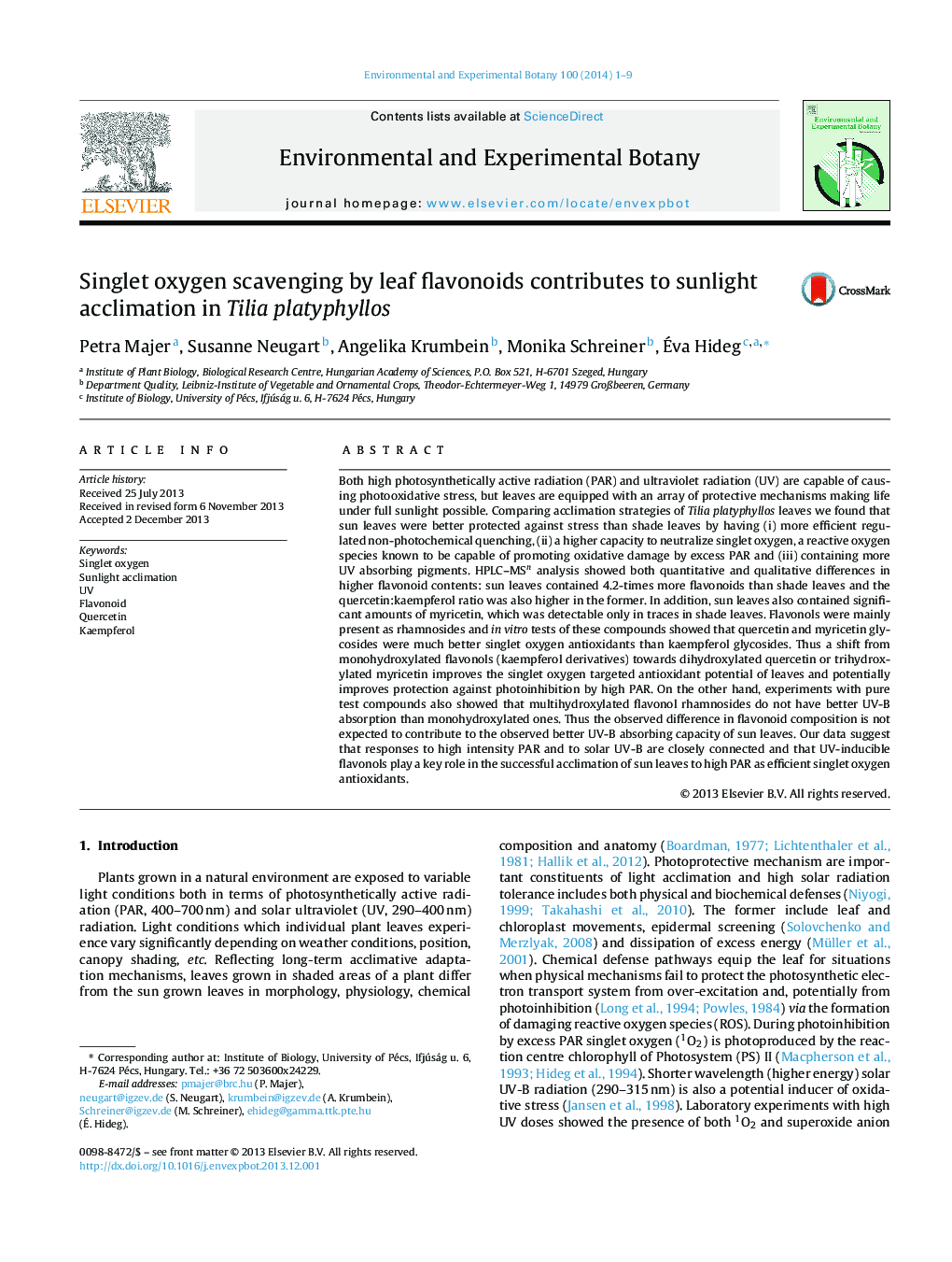 Singlet oxygen scavenging by leaf flavonoids contributes to sunlight acclimation in Tilia platyphyllos