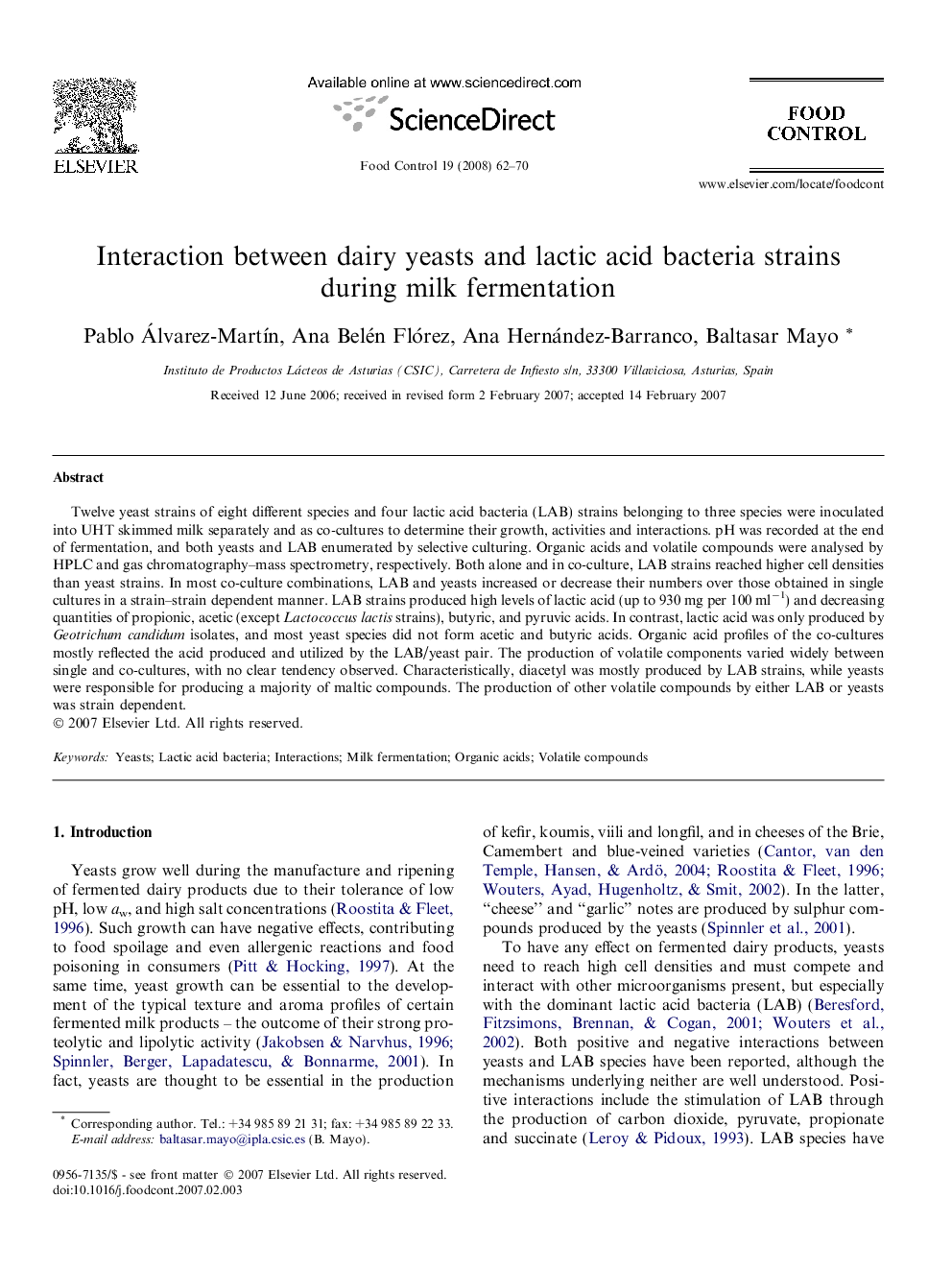 Interaction between dairy yeasts and lactic acid bacteria strains during milk fermentation