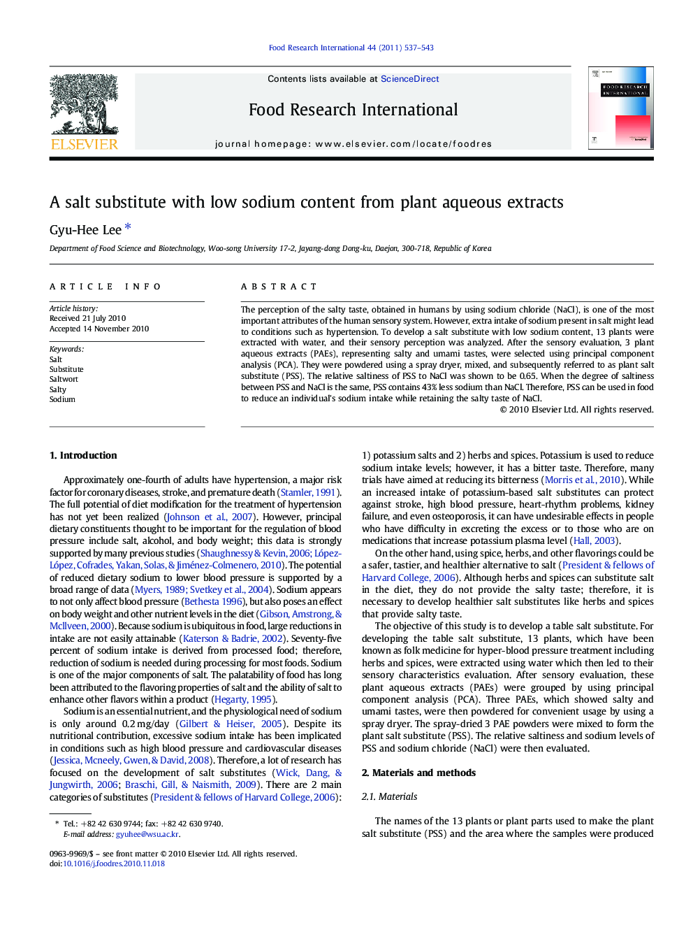 A salt substitute with low sodium content from plant aqueous extracts