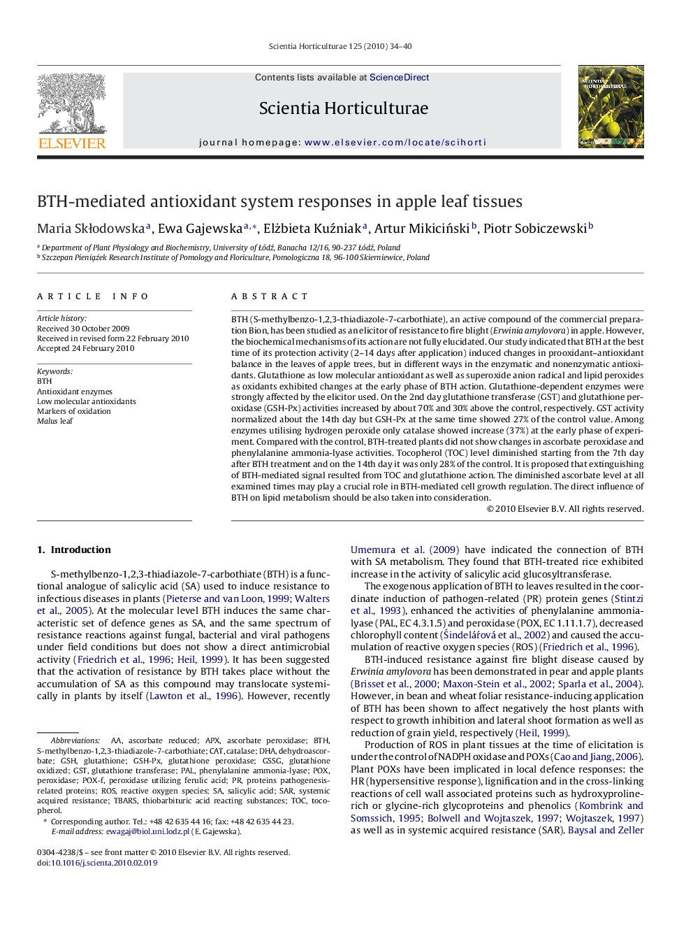 BTH-mediated antioxidant system responses in apple leaf tissues