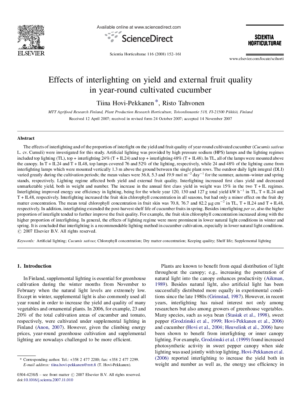 Effects of interlighting on yield and external fruit quality in year-round cultivated cucumber