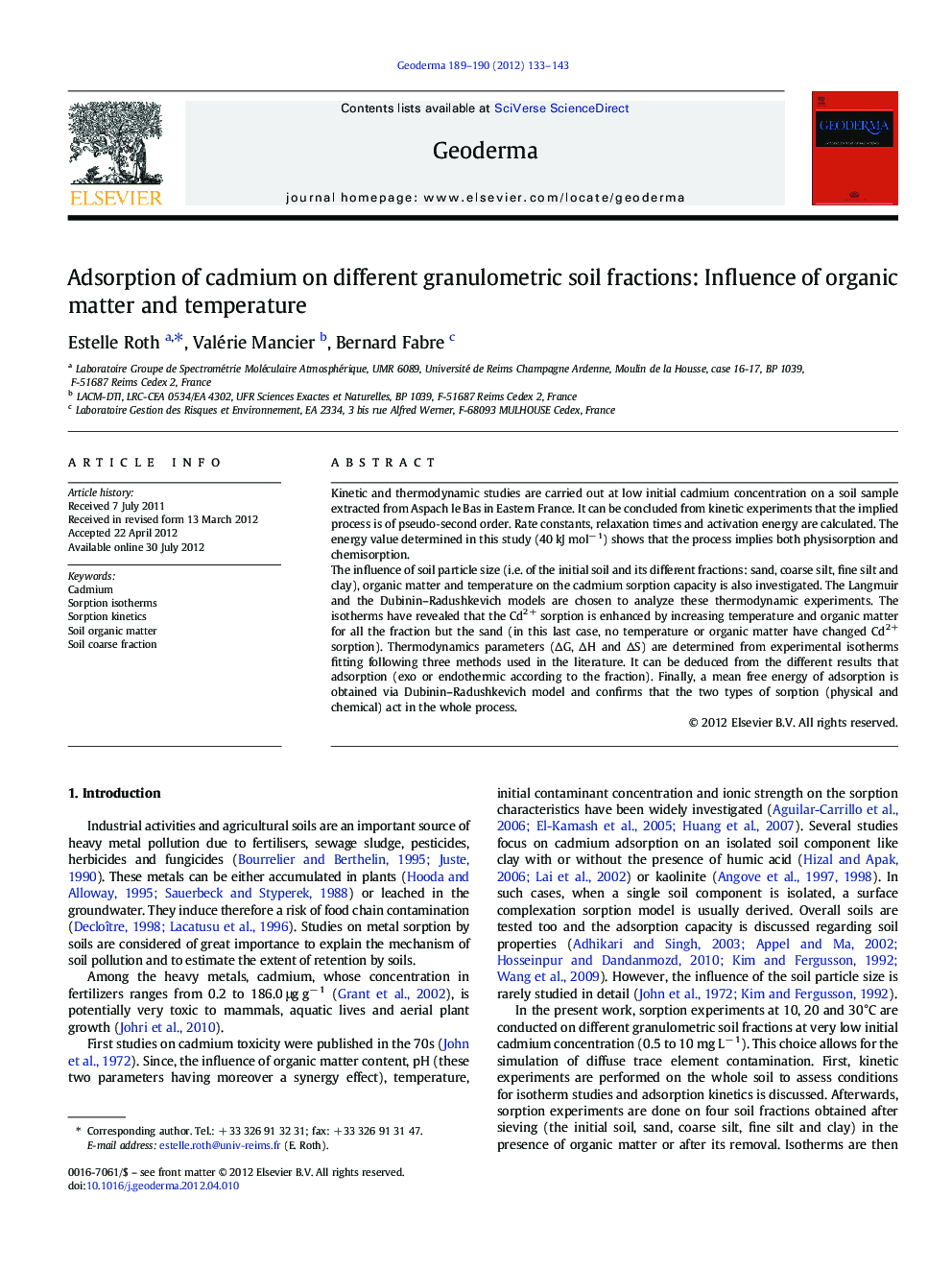 Adsorption of cadmium on different granulometric soil fractions: Influence of organic matter and temperature