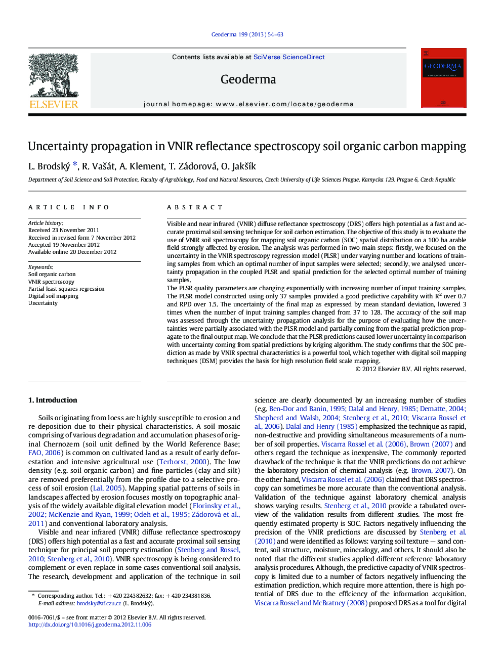 Uncertainty propagation in VNIR reflectance spectroscopy soil organic carbon mapping