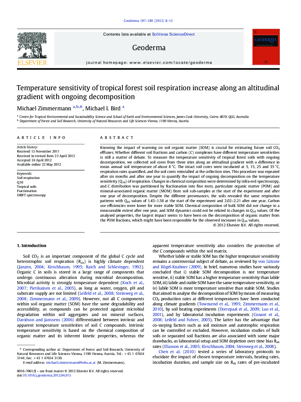 Temperature sensitivity of tropical forest soil respiration increase along an altitudinal gradient with ongoing decomposition