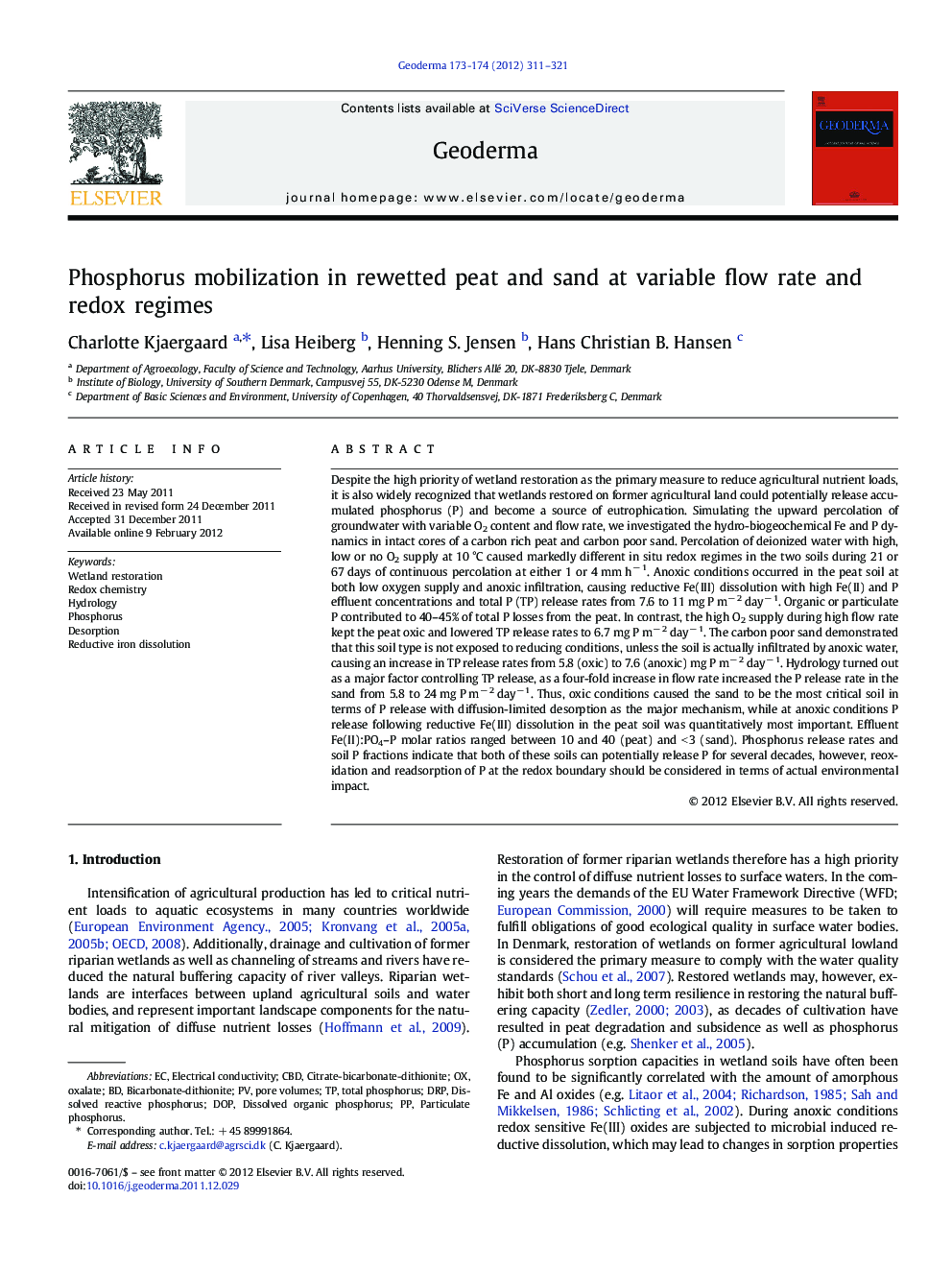 Phosphorus mobilization in rewetted peat and sand at variable flow rate and redox regimes