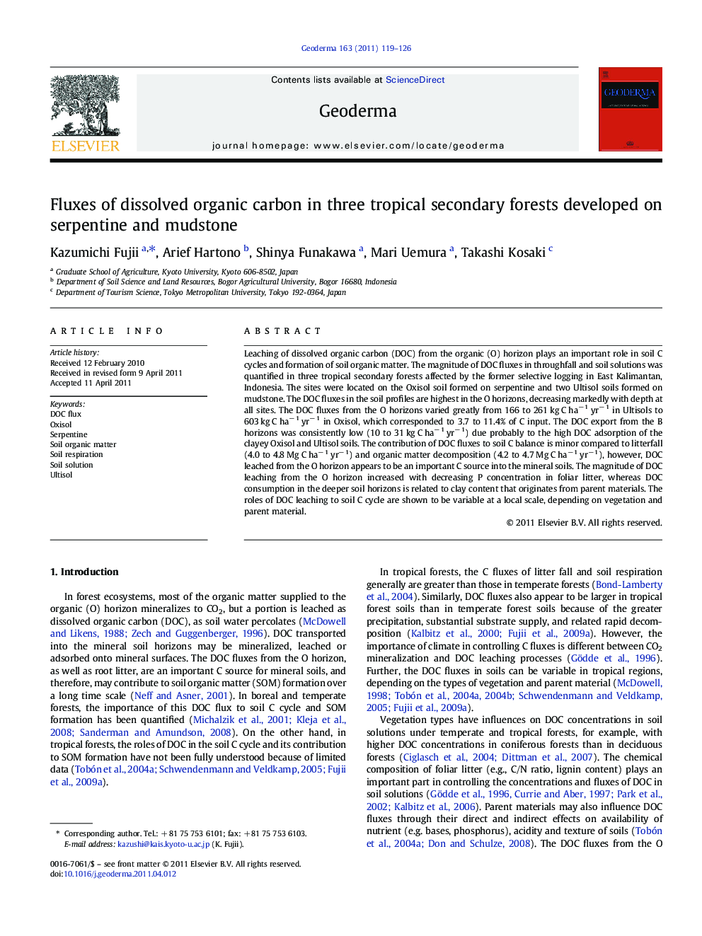 Fluxes of dissolved organic carbon in three tropical secondary forests developed on serpentine and mudstone